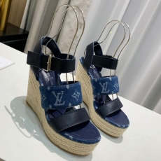 Louis Vuitton Sandals